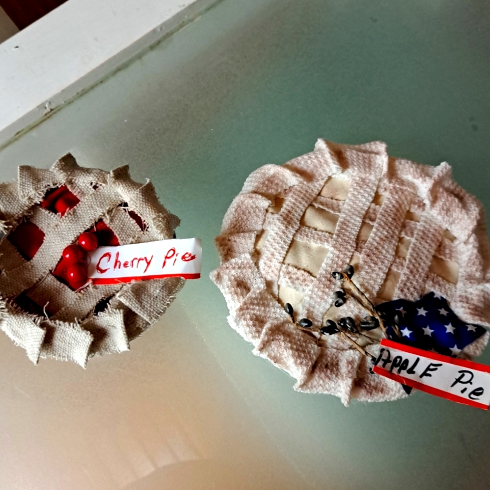 Handcrafted Cherry 4" and Apple 6" Pie Decor + Free Gift